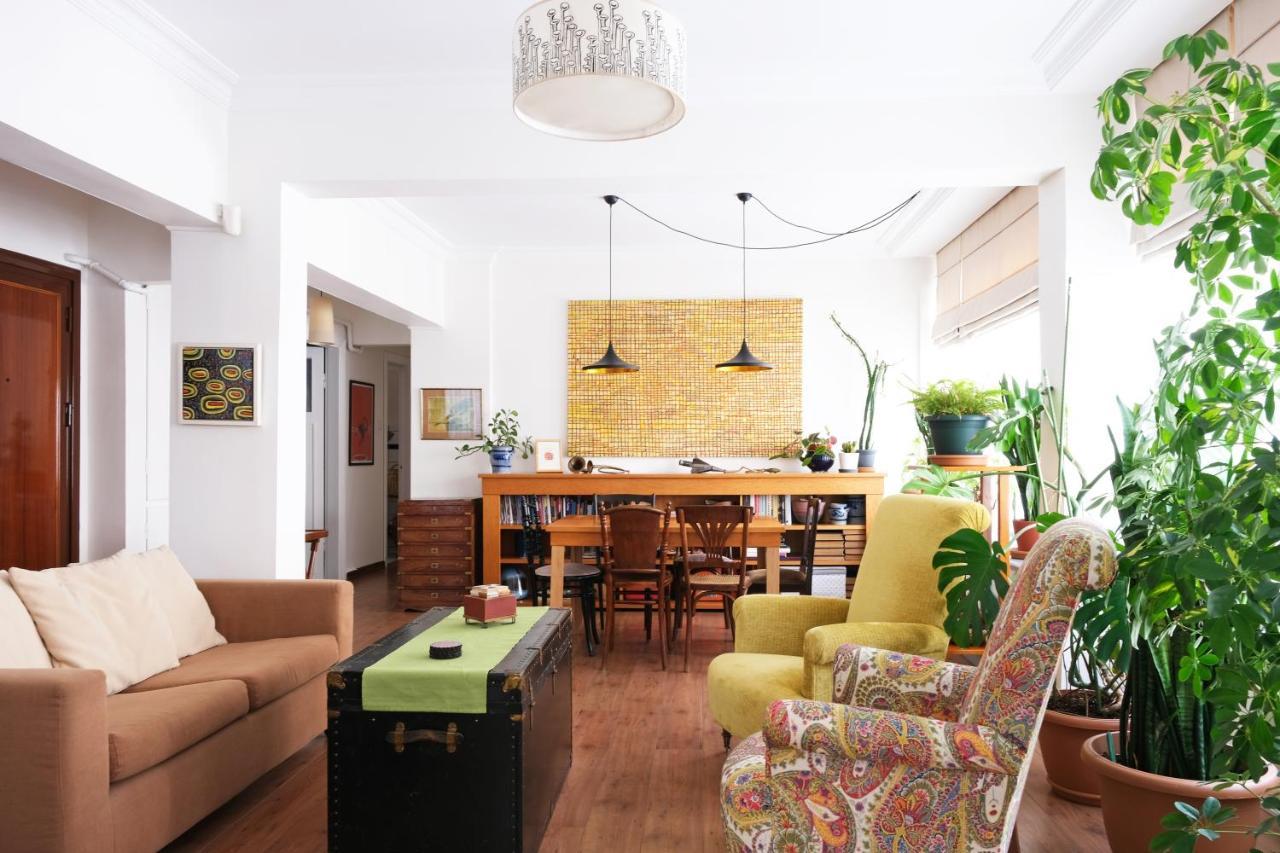 Artists Designed In The Centre Of Istanbul